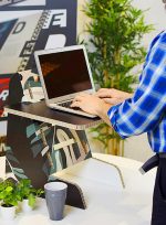 Laptopställ i stadig Reboard